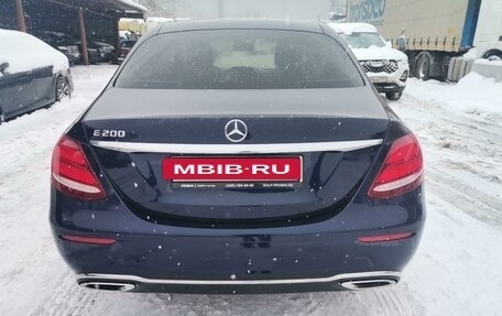 Mercedes-Benz E-Класс, 2016 год, 3 288 000 рублей, 5 фотография