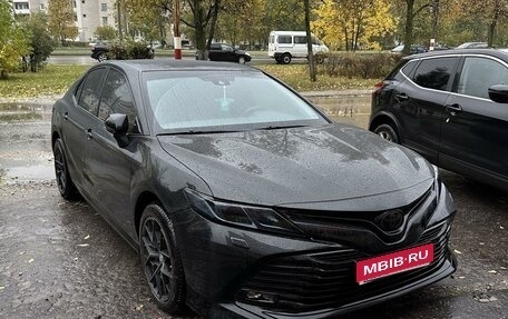 Toyota Camry, 2020 год, 3 500 000 рублей, 10 фотография
