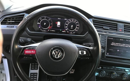 Volkswagen Tiguan II, 2017 год, 2 490 000 рублей, 23 фотография