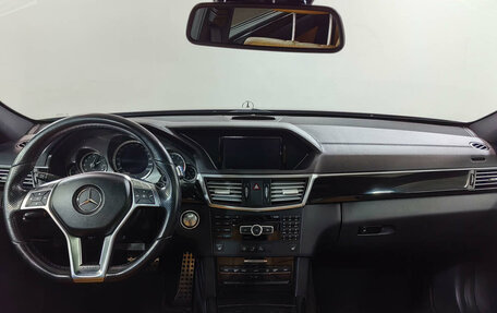Mercedes-Benz E-Класс, 2012 год, 2 112 000 рублей, 15 фотография