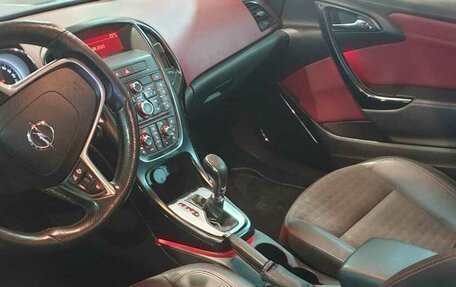 Opel Astra J, 2013 год, 1 400 000 рублей, 4 фотография