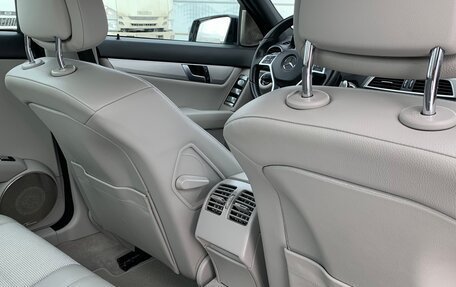 Mercedes-Benz C-Класс, 2012 год, 2 040 000 рублей, 21 фотография