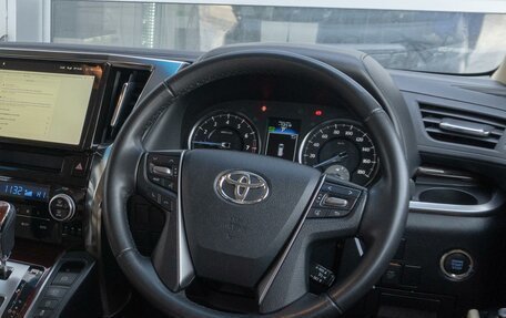 Toyota Alphard III, 2017 год, 4 179 000 рублей, 20 фотография