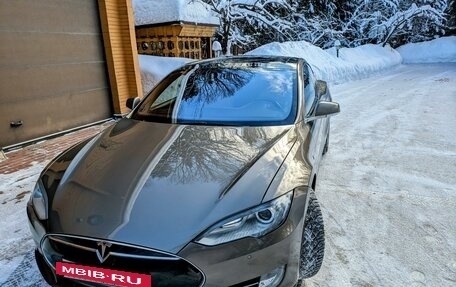 Tesla Model S I, 2016 год, 3 100 000 рублей, 4 фотография