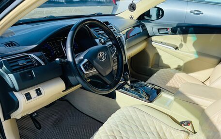 Toyota Camry, 2015 год, 2 250 000 рублей, 8 фотография