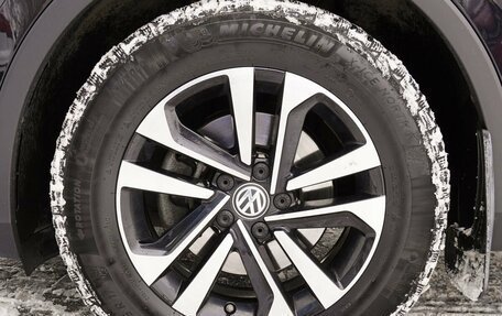 Volkswagen Tiguan II, 2020 год, 2 449 000 рублей, 7 фотография