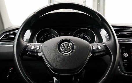 Volkswagen Tiguan II, 2020 год, 2 449 000 рублей, 25 фотография