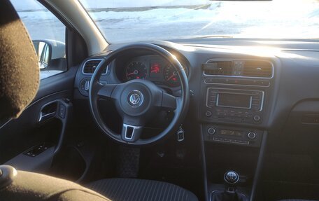 Volkswagen Polo VI (EU Market), 2013 год, 980 000 рублей, 14 фотография