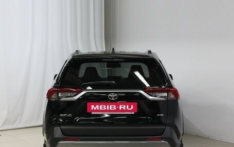 Toyota RAV4, 2022 год, 4 488 000 рублей, 6 фотография