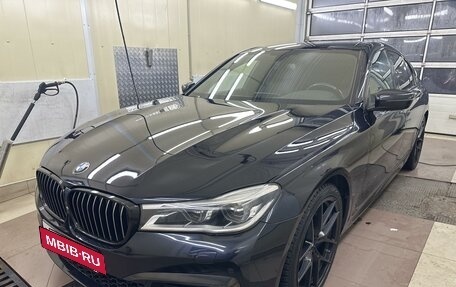 BMW 7 серия, 2018 год, 5 499 999 рублей, 2 фотография