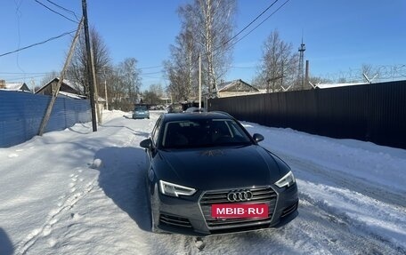 Audi A4, 2018 год, 2 280 000 рублей, 4 фотография