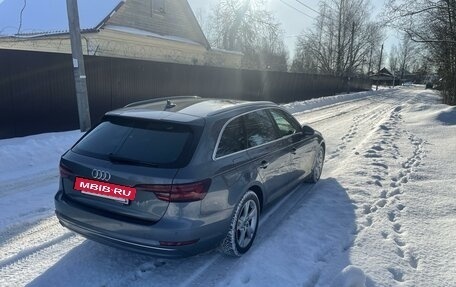 Audi A4, 2018 год, 2 280 000 рублей, 3 фотография