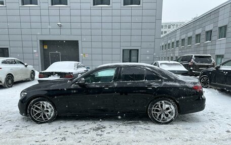 Mercedes-Benz E-Класс, 2020 год, 4 300 000 рублей, 2 фотография
