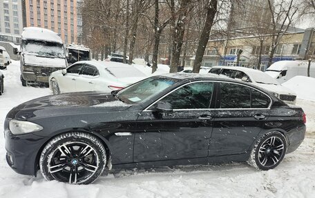 BMW 5 серия, 2016 год, 2 000 000 рублей, 2 фотография