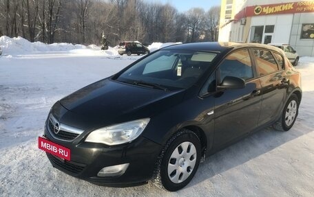 Opel Astra J, 2010 год, 660 000 рублей, 4 фотография