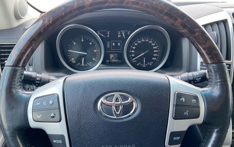 Toyota Land Cruiser 200, 2015 год, 5 150 000 рублей, 7 фотография
