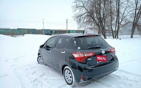 Toyota Vitz, 2019 год, 1 300 000 рублей, 4 фотография