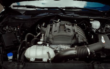Ford Mustang VI рестайлинг, 2020 год, 3 250 000 рублей, 5 фотография
