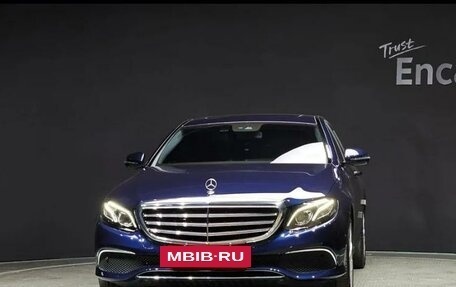 Mercedes-Benz E-Класс, 2019 год, 3 200 000 рублей, 2 фотография