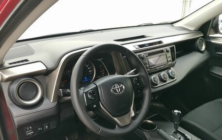 Toyota RAV4, 2012 год, 1 670 000 рублей, 15 фотография