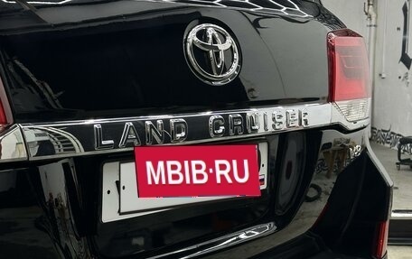 Toyota Land Cruiser 200, 2017 год, 6 800 000 рублей, 3 фотография