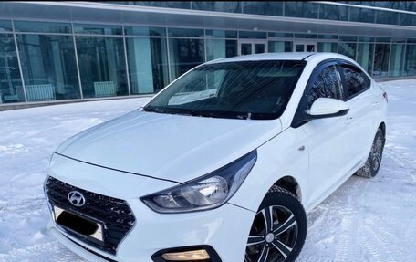 Hyundai Solaris II рестайлинг, 2019 год, 1 550 000 рублей, 4 фотография
