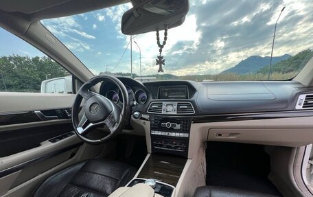 Mercedes-Benz E-Класс, 2013 год, 2 200 000 рублей, 10 фотография