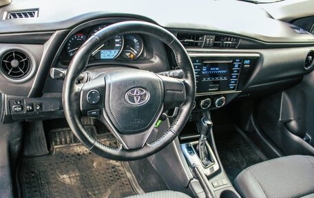 Toyota Corolla, 2018 год, 2 189 000 рублей, 12 фотография