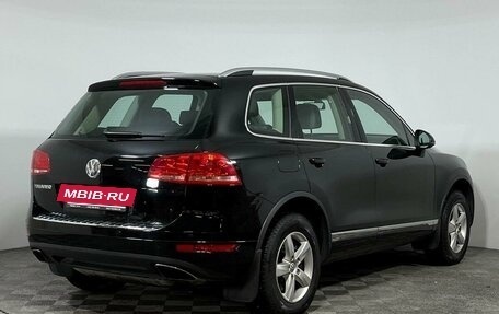 Volkswagen Touareg III, 2012 год, 2 087 000 рублей, 5 фотография