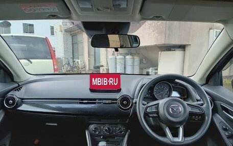 Mazda Demio IV, 2017 год, 913 000 рублей, 5 фотография