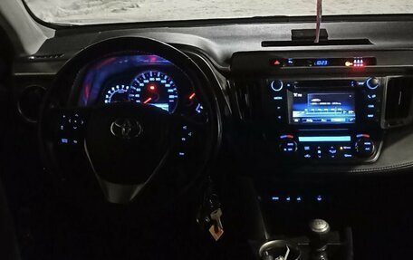 Toyota RAV4, 2014 год, 2 250 000 рублей, 6 фотография