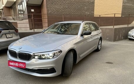 BMW 5 серия, 2018 год, 3 150 000 рублей, 2 фотография