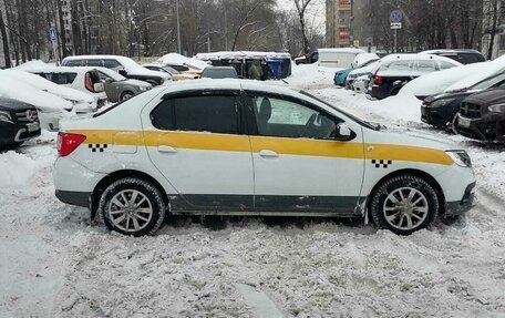 Renault Logan II, 2021 год, 1 000 000 рублей, 7 фотография