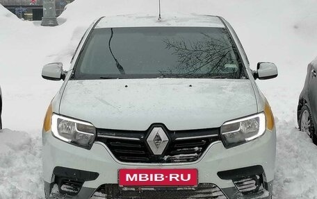 Renault Logan II, 2021 год, 1 000 000 рублей, 2 фотография