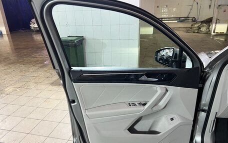 Volkswagen Tiguan II, 2019 год, 3 380 000 рублей, 14 фотография