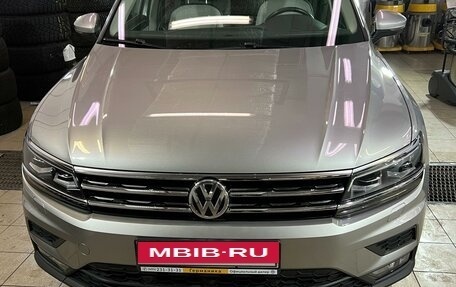 Volkswagen Tiguan II, 2019 год, 3 380 000 рублей, 7 фотография