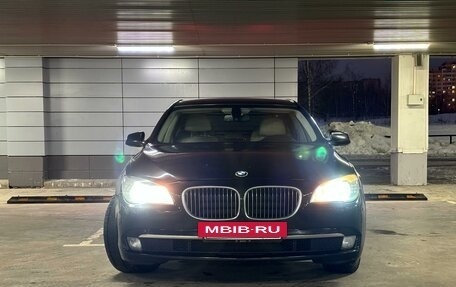 BMW 7 серия, 2011 год, 1 800 000 рублей, 2 фотография