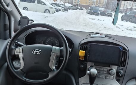 Hyundai Grand Starex Grand Starex I рестайлинг 2, 2012 год, 1 600 000 рублей, 10 фотография
