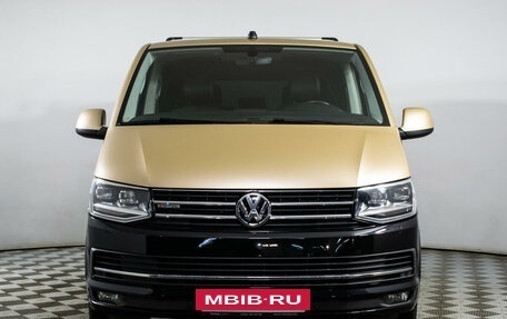 Volkswagen Multivan T6 рестайлинг, 2019 год, 6 799 000 рублей, 2 фотография