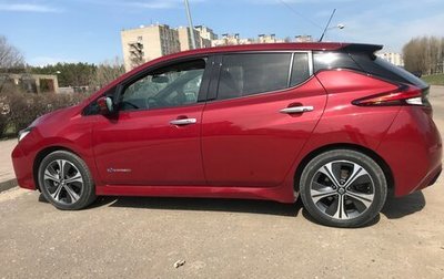 Nissan Leaf II, 2018 год, 2 100 000 рублей, 1 фотография