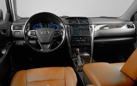 Toyota Camry, 2016 год, 2 379 000 рублей, 6 фотография