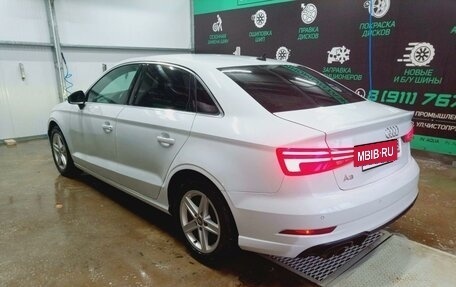 Audi A3, 2018 год, 1 700 000 рублей, 14 фотография