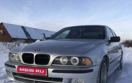BMW 5 серия, 2001 год, 925 000 рублей, 1 фотография