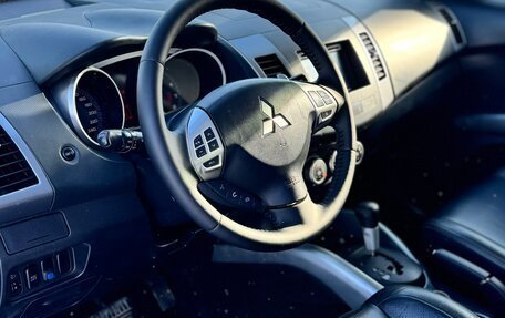 Mitsubishi Outlander III рестайлинг 3, 2007 год, 1 590 000 рублей, 23 фотография