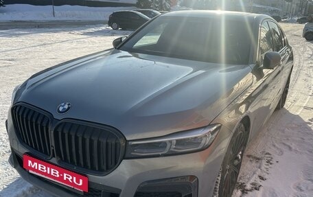 BMW 7 серия, 2019 год, 7 390 000 рублей, 12 фотография