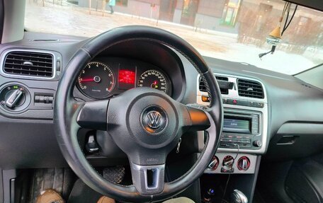 Volkswagen Polo VI (EU Market), 2013 год, 830 000 рублей, 6 фотография