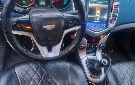 Chevrolet Cruze II, 2011 год, 1 000 000 рублей, 7 фотография