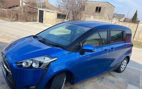 Toyota Sienta II, 2017 год, 1 300 000 рублей, 3 фотография