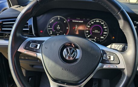 Volkswagen Touareg III, 2019 год, 5 850 000 рублей, 19 фотография