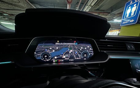 Audi e-tron I, 2019 год, 5 900 000 рублей, 15 фотография